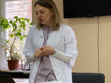 Зустріч лікарів акушерського відділення з майбутніми мамами і татами